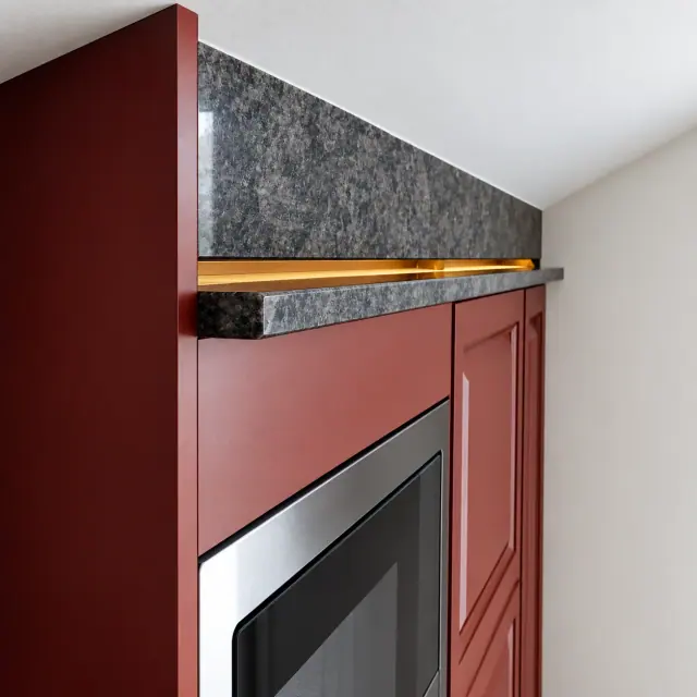 Scarlet, pogled 3
